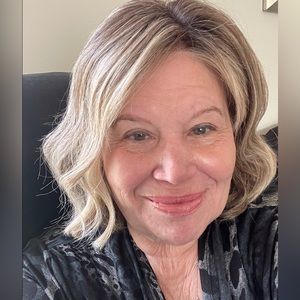 Meet your Posher, Marcy K